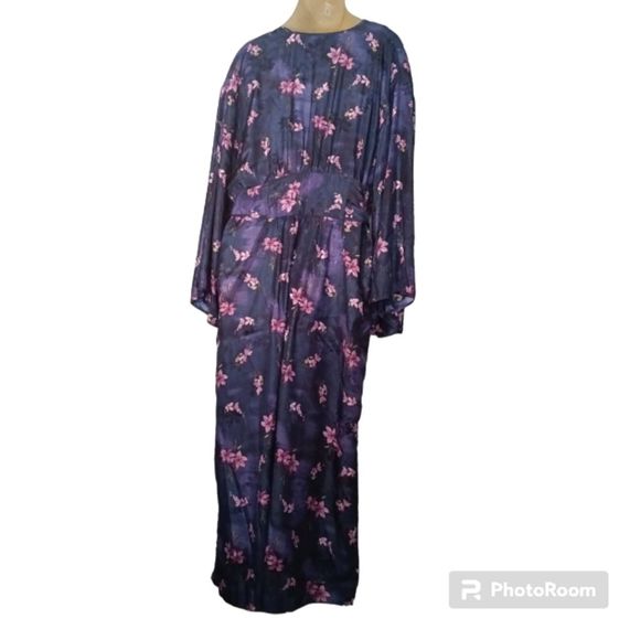 Valerie Stevens Full Length Purple Floral Print Kimono Robe with pockets… - Picture 4 of 7